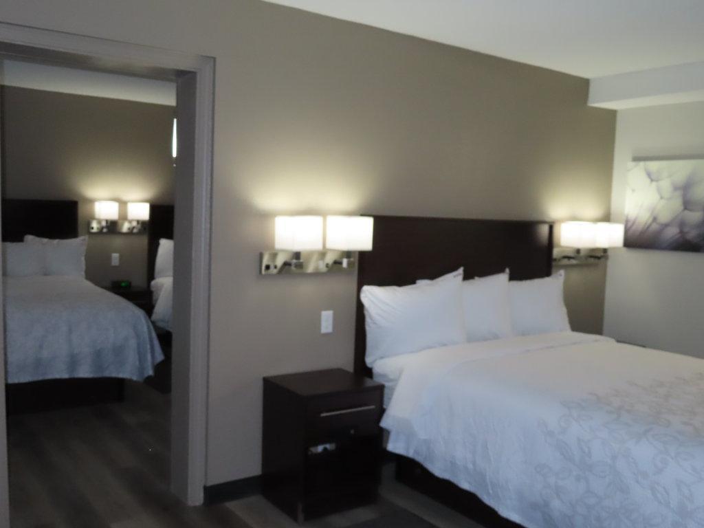 Red Roof Plus+ & Suites 이리 외부 사진