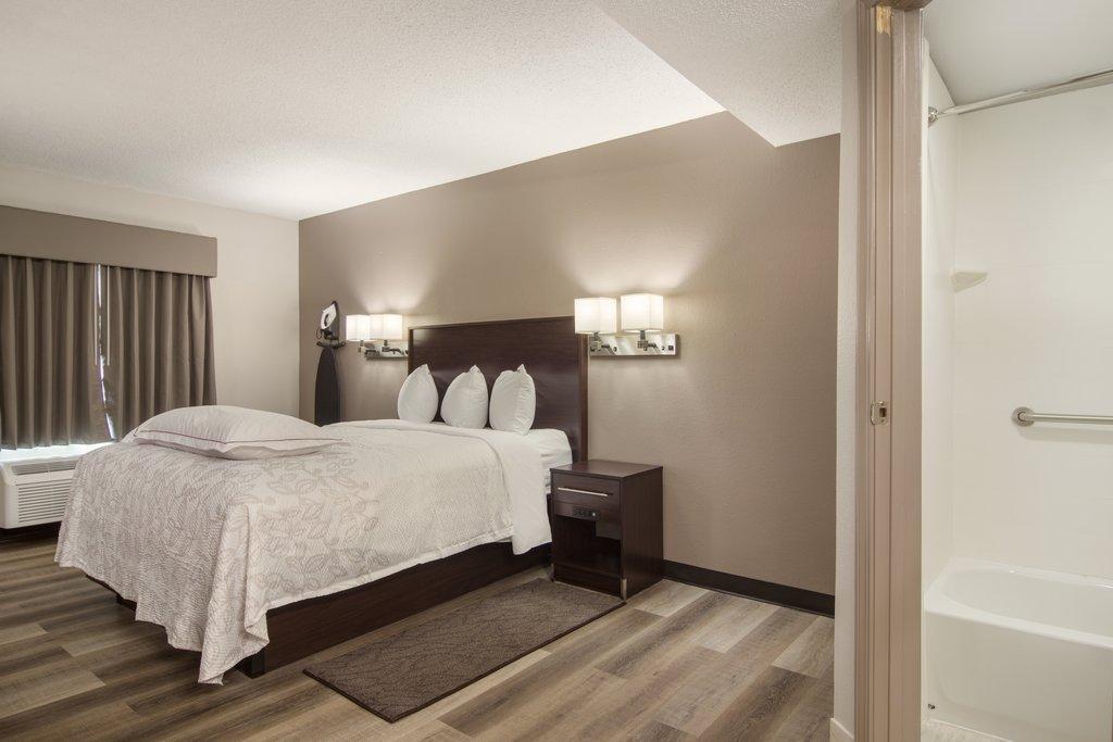 Red Roof Plus+ & Suites 이리 외부 사진