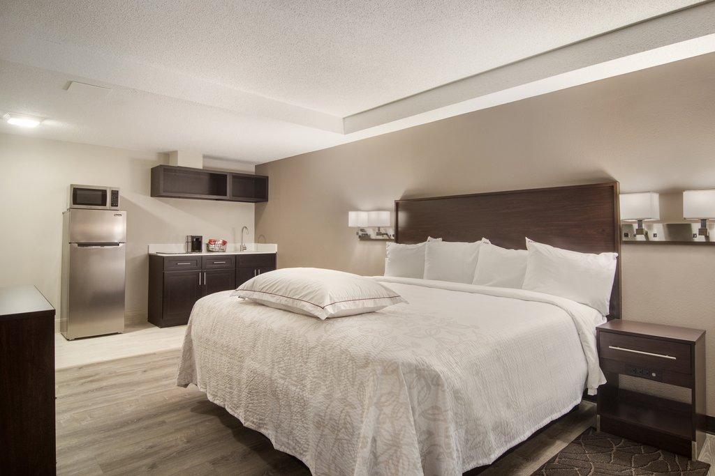 Red Roof Plus+ & Suites 이리 외부 사진