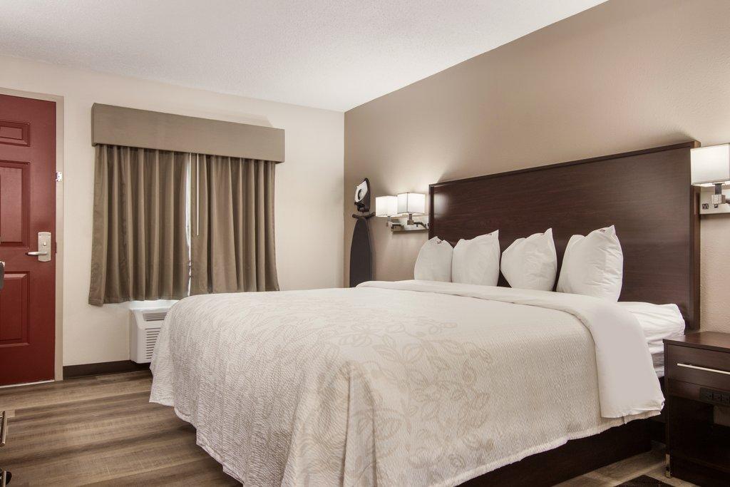 Red Roof Plus+ & Suites 이리 외부 사진